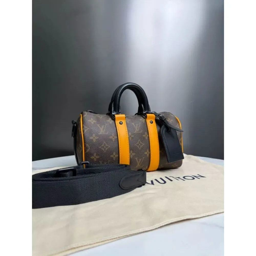 Louis Vuitton Women Pre-Loved Bag Very Good Condition
